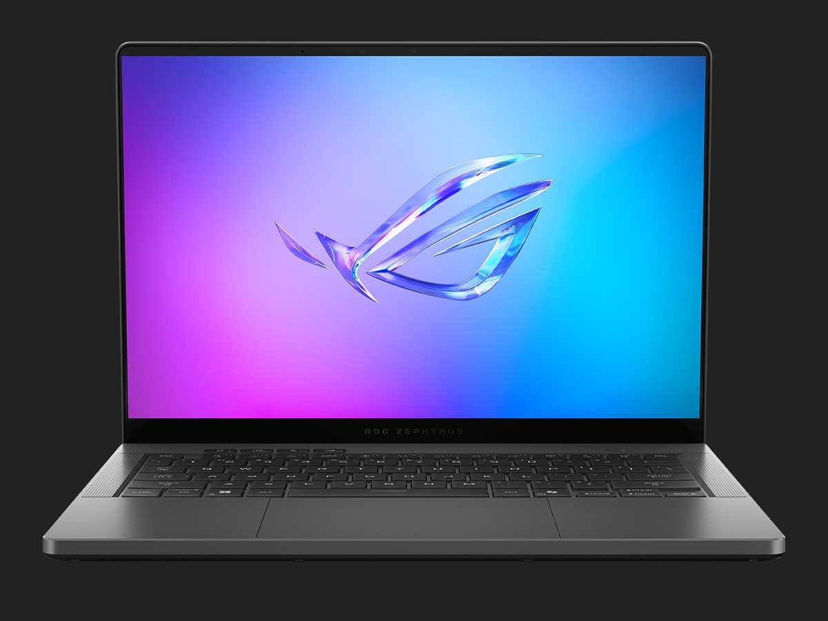  01_2025 Zephyrus G14 Front view of the Zephyrus G14, with the ROG Fearless Eye logo on screen copy.jpg - ASUS 