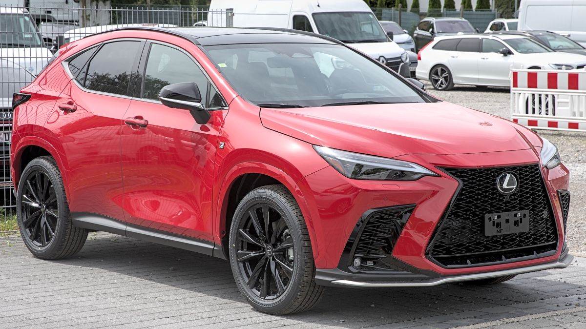 7. Lexus NX _ Foto Wikimedia Alexander Migl.jpg - Wikimedia / Alexander Migl   7. Lexus NX _ Foto Wikimedia Alexander Migl.jpg - Wikimedia / Alexander Migl