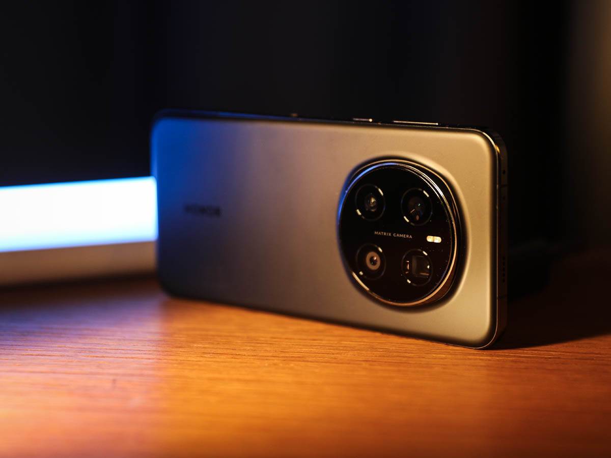 10 honor_magic7_Pro_stefan_stojanović_ (2).jpg   10 honor_magic7_Pro_stefan_stojanović_ (2).jpg