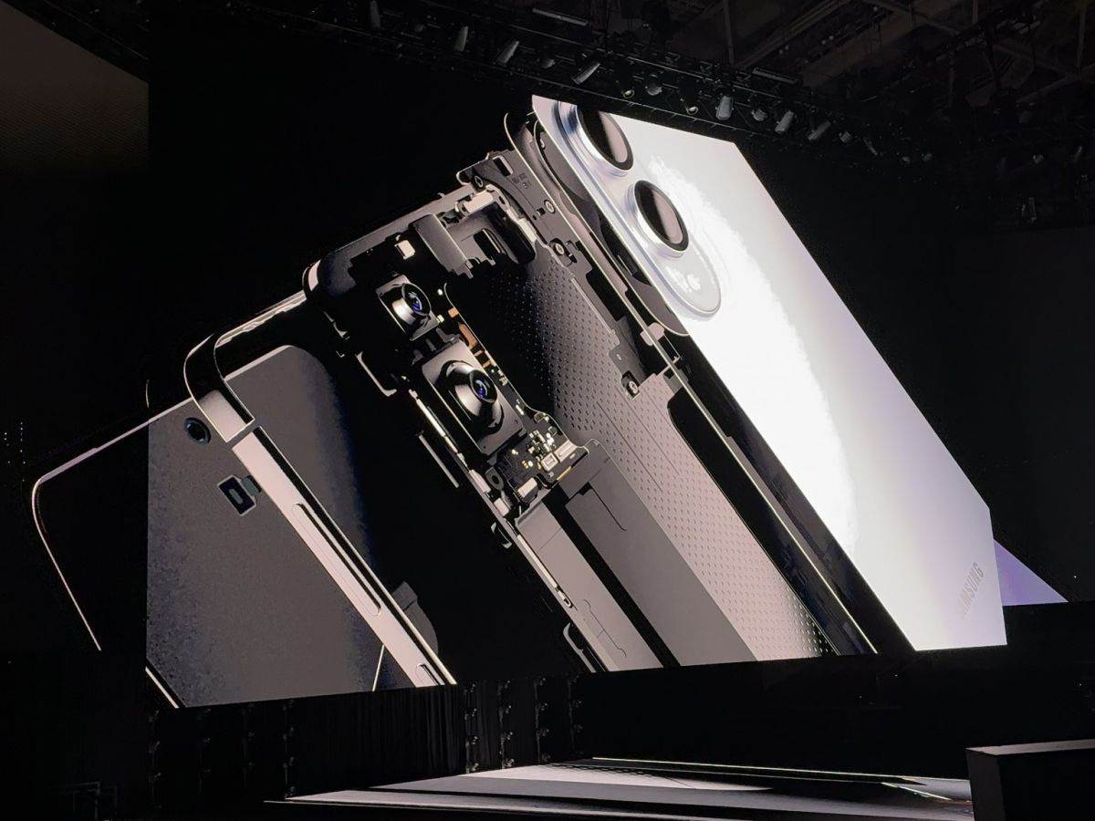  Samsung S25 Edge _ Foto Samsung PrintScreen x (4).jpg - Samsung, Printscreen / X.com 