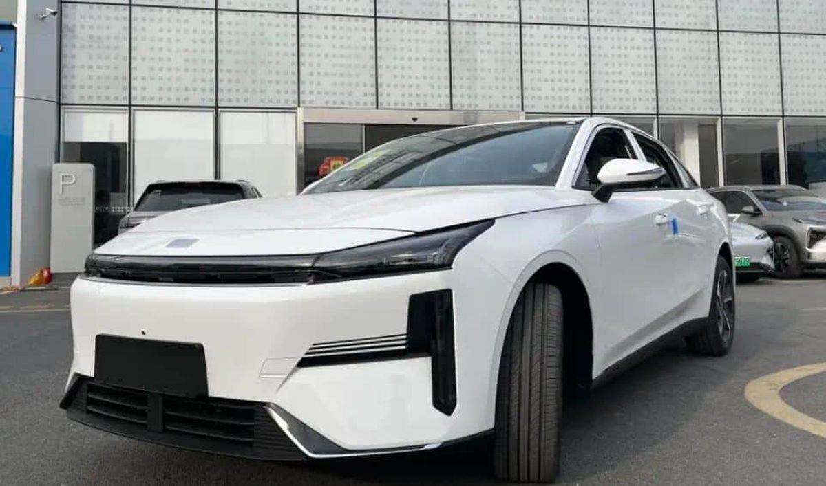Geely Galaxy L6 EM-i PHEV _ Foto PrintScreen CarNewsChina (1).jpg - Printscreen / CarNewsChina   Geely Galaxy L6 EM-i PHEV _ Foto PrintScreen CarNewsChina (1).jpg - Printscreen / CarNewsChina