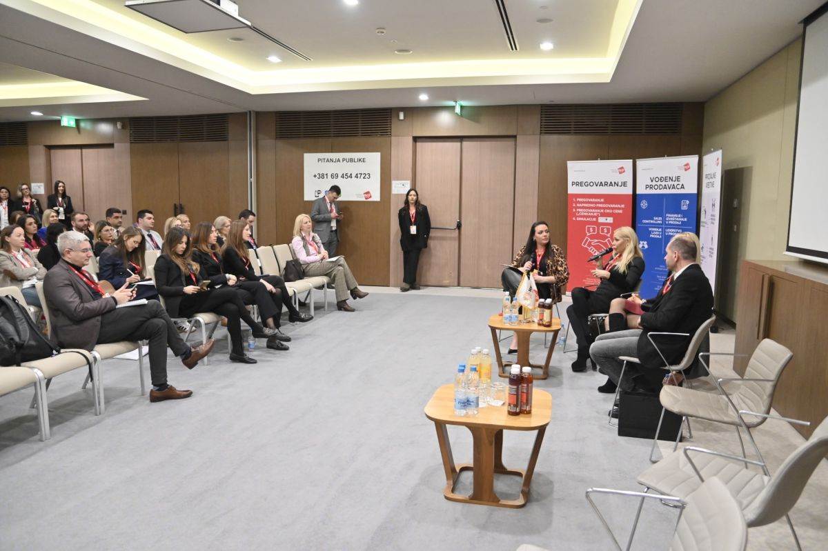 Primena veštačke inteligencije u HR _ WMG Digital Transformation (2).jpg   Primena veštačke inteligencije u HR _ WMG Digital Transformation (2).jpg