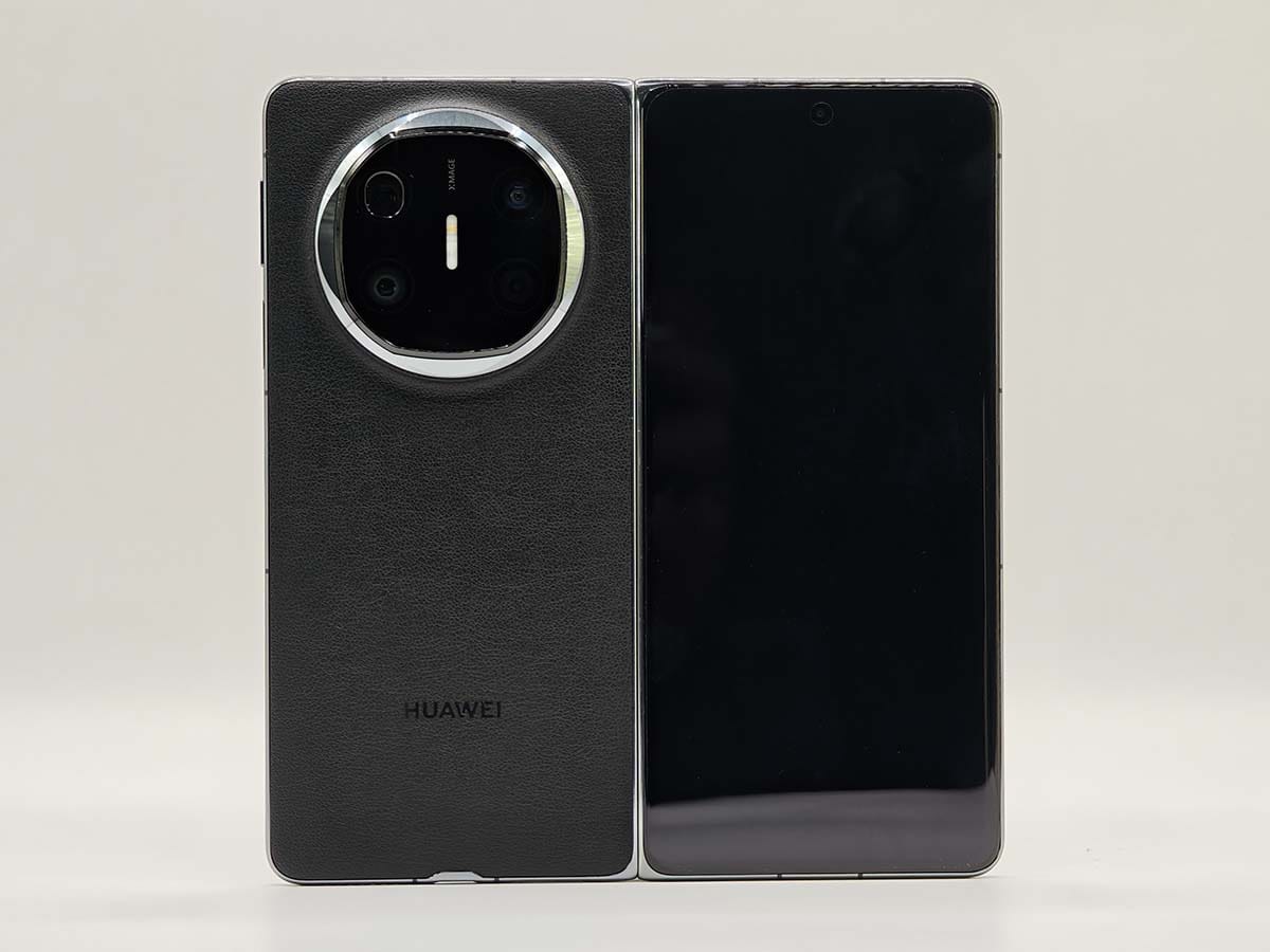 Huawei Mate X6   Huawei Mate X6