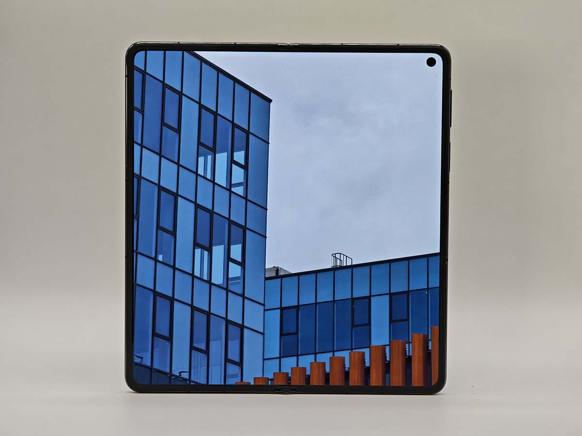 Huawei Mate X6 unutrašnji ekran   Huawei Mate X6 unutrašnji ekran