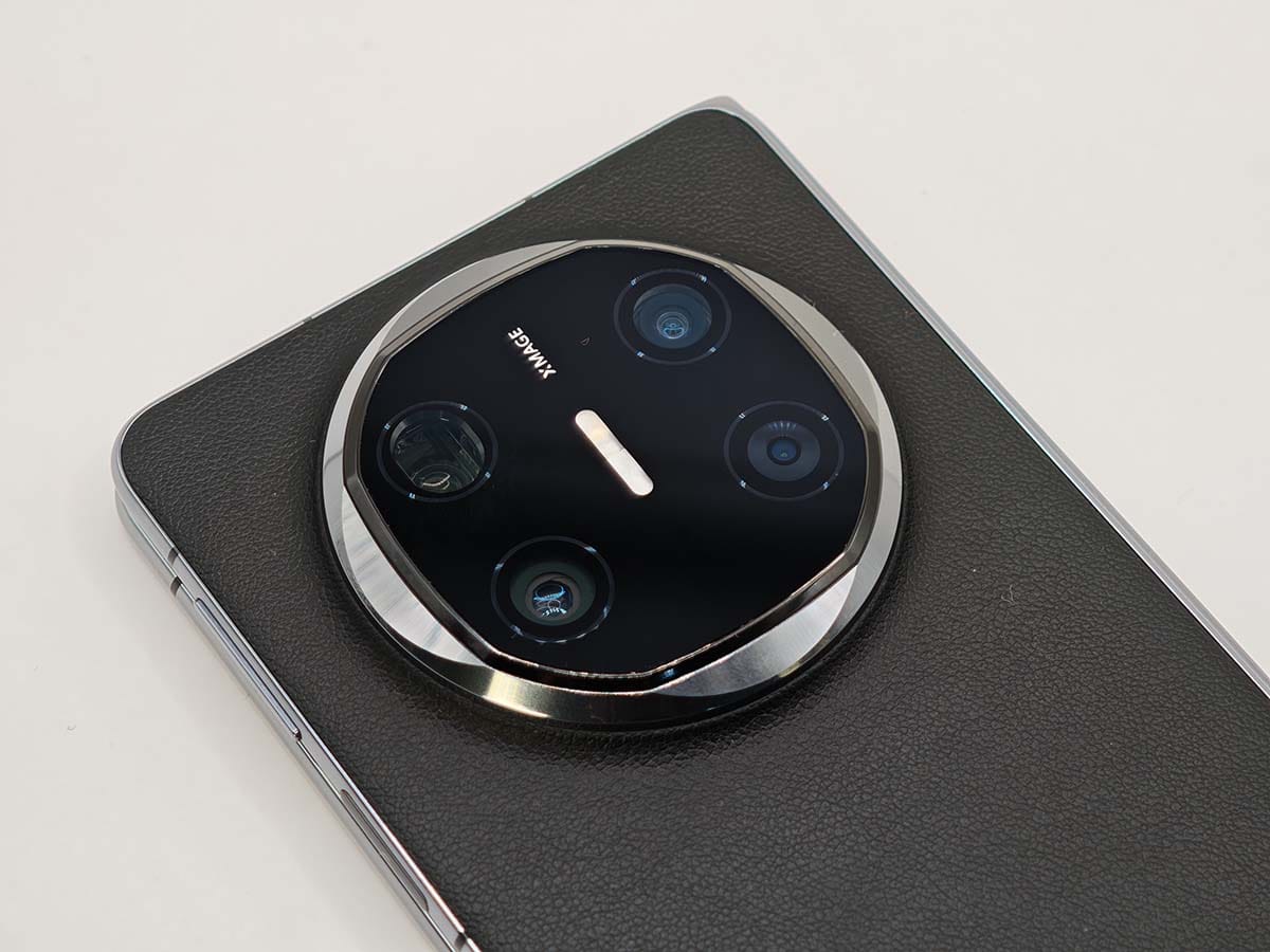 Huawei Mate X6 kamere   Huawei Mate X6 kamere