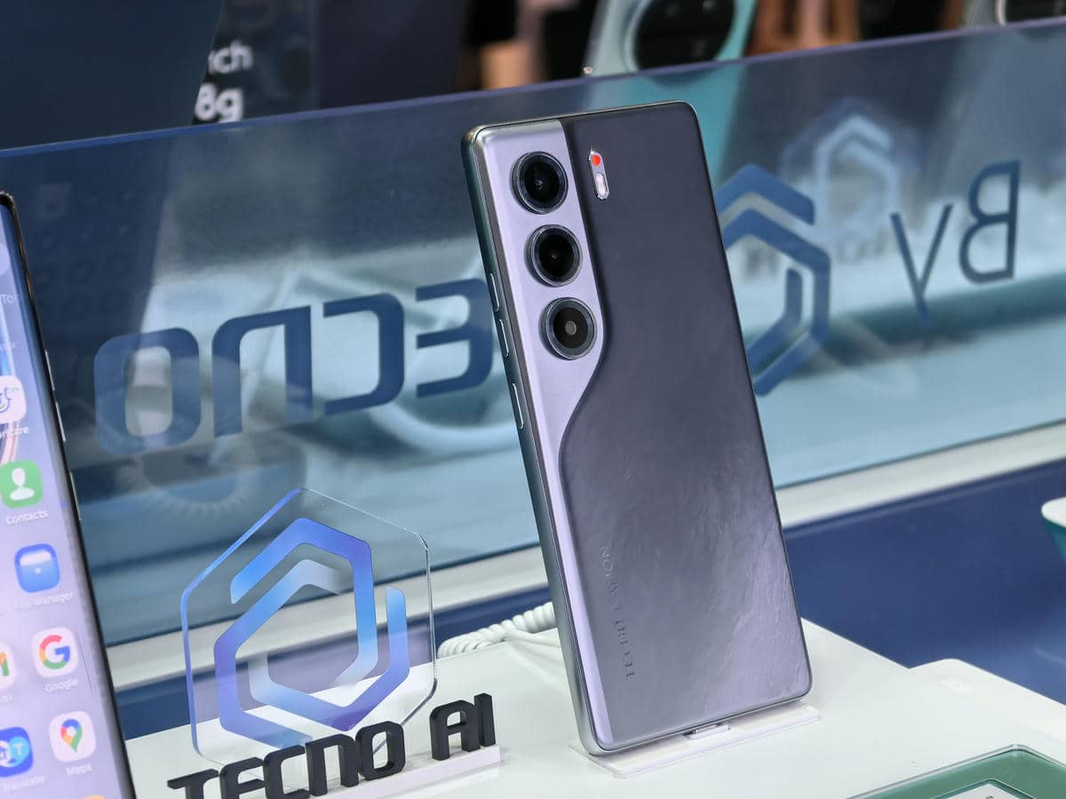 TECNO CAMON 40 slika 3.jpg   TECNO CAMON 40 slika 3.jpg