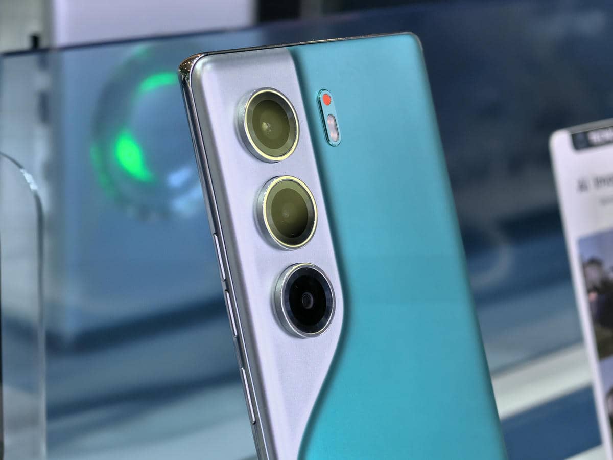 TECNO CAMON 40 Pro slika 3   TECNO CAMON 40 Pro slika 3