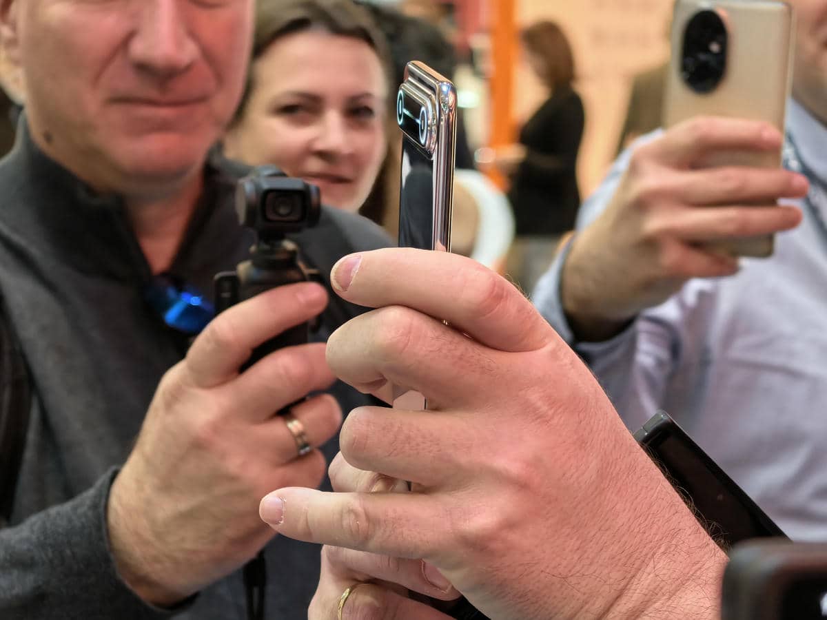  TECNO MWC 2025 1.jpg 