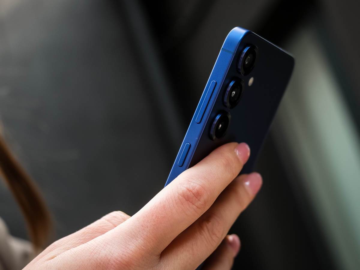  Samsung Galaxy S25 15.jpg 