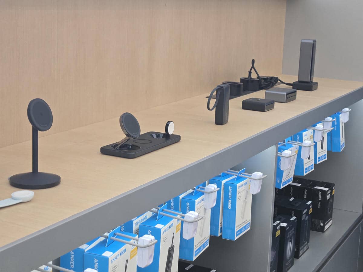 Anker prodavnica TC Galerija slika 12.jpg - SmartLife / Ilija Baošić   Anker prodavnica TC Galerija slika 12.jpg - SmartLife / Ilija Baošić