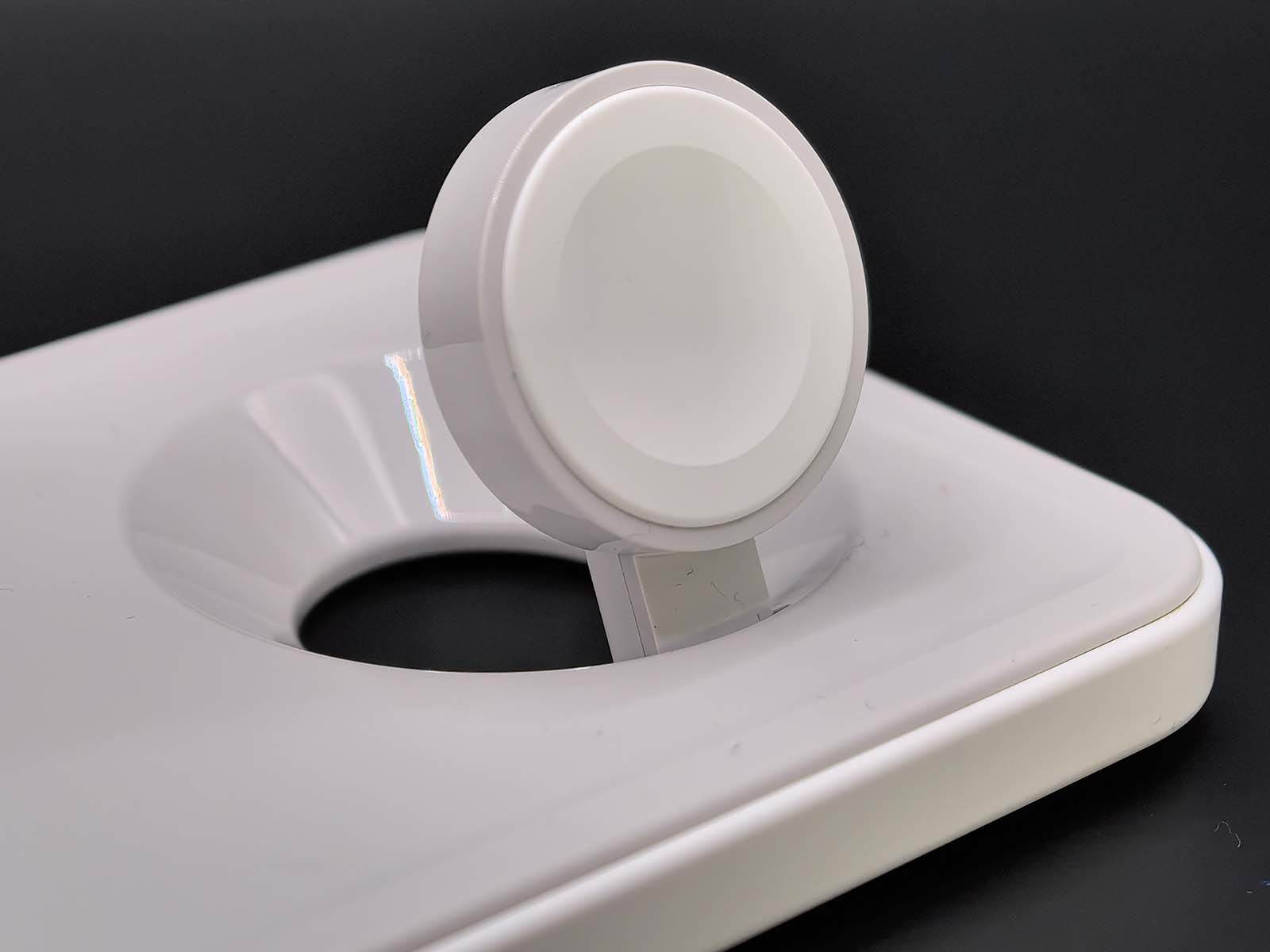 Anker MagGo Wireless Charging Station 3 in 1 Pad Apple Watch punjač   Anker MagGo Wireless Charging Station 3 in 1 Pad Apple Watch punjač