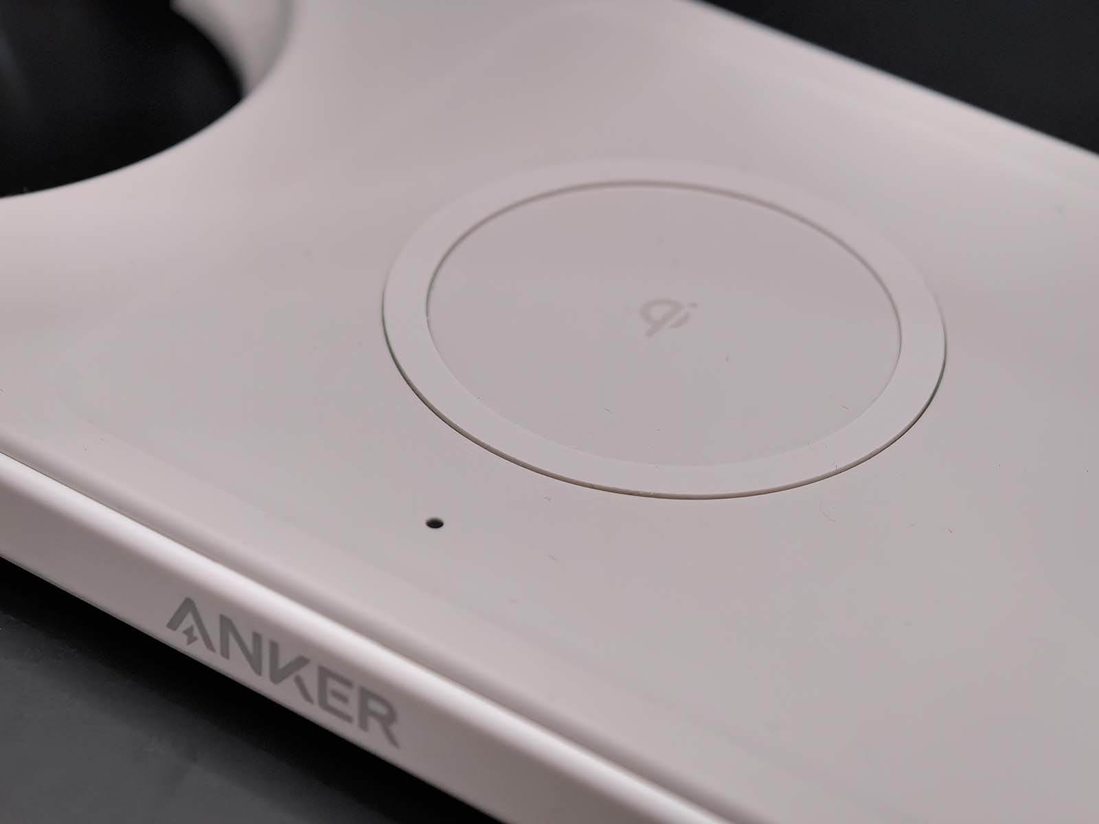 Anker MagGo Wireless Charging Station 3 in 1 punjač za slušalice   Anker MagGo Wireless Charging Station 3 in 1 punjač za slušalice