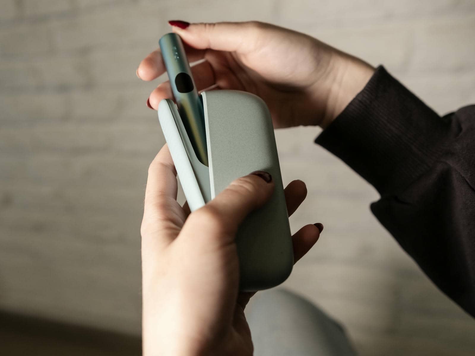 IQOS ILUMA i uređaj IQOS ILUMA i uređaj