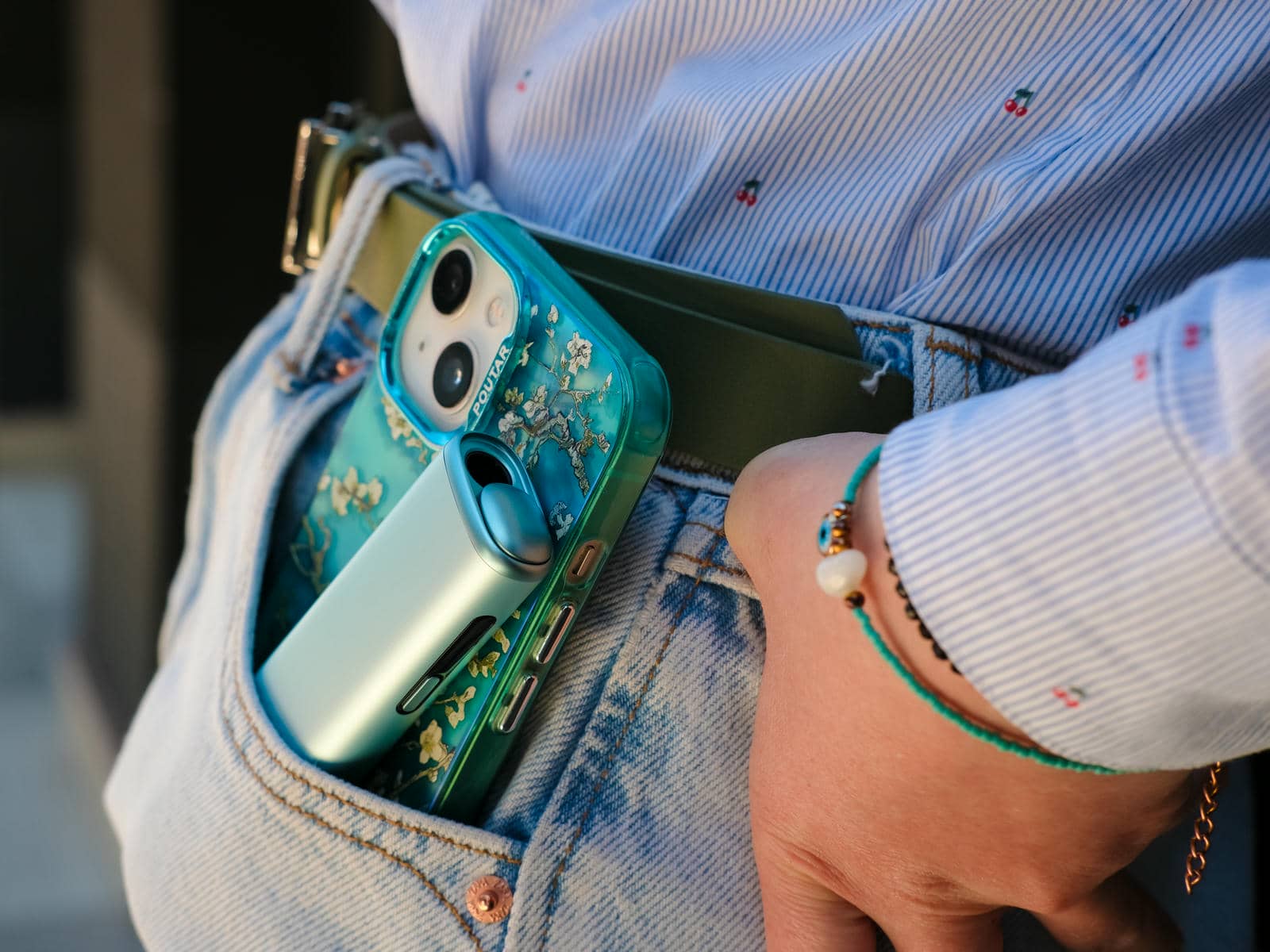  IQOS ILUMA i ONE_2.jpg 