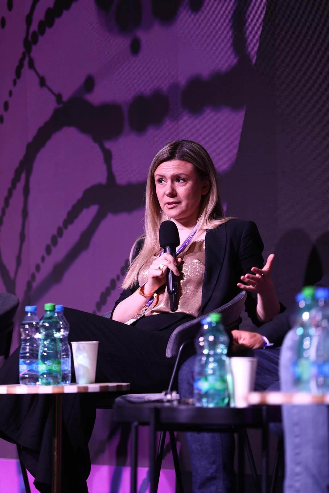 Ana Marković   Ana Marković