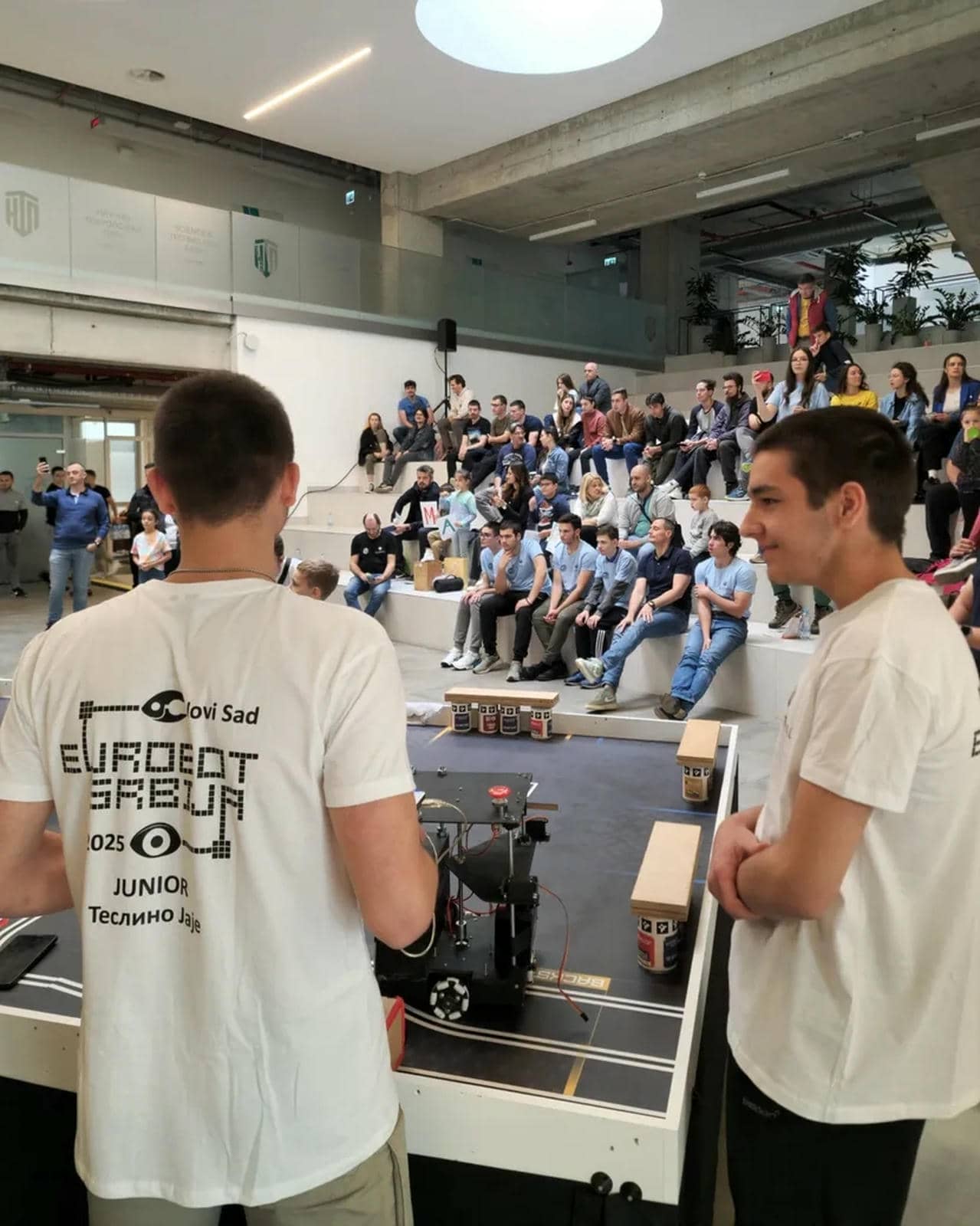 Teslino Jaje srednjoškolci slika 4   Teslino Jaje srednjoškolci slika 4