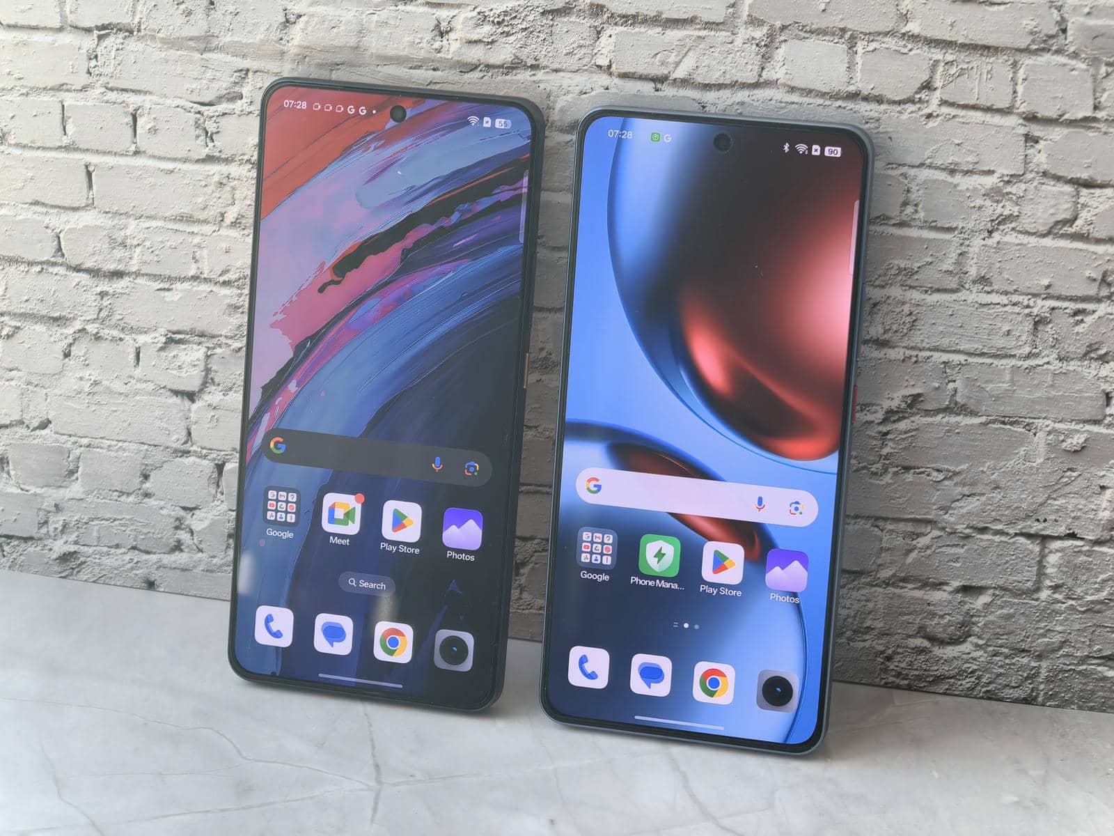 realme GT 7 i GT 7T ekrani realme GT 7 i GT 7T ekrani