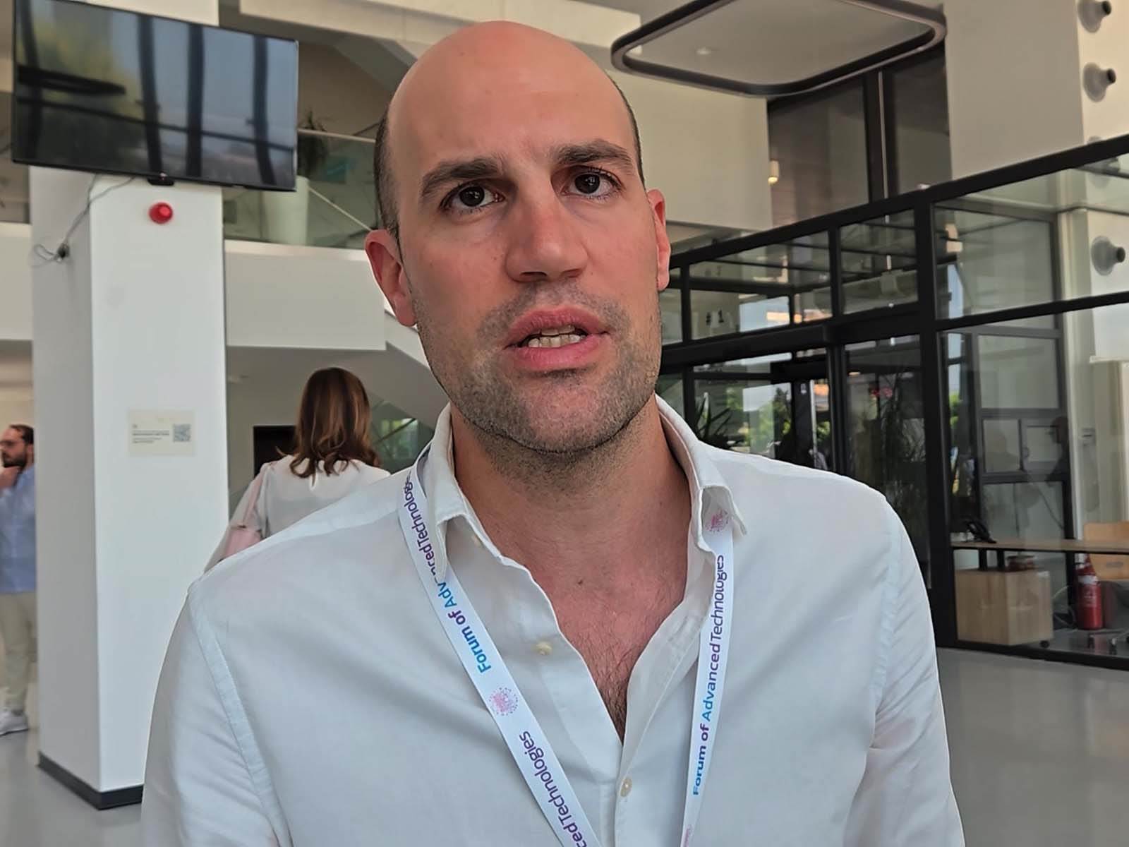 Nikos Sirios   Nikos Sirios