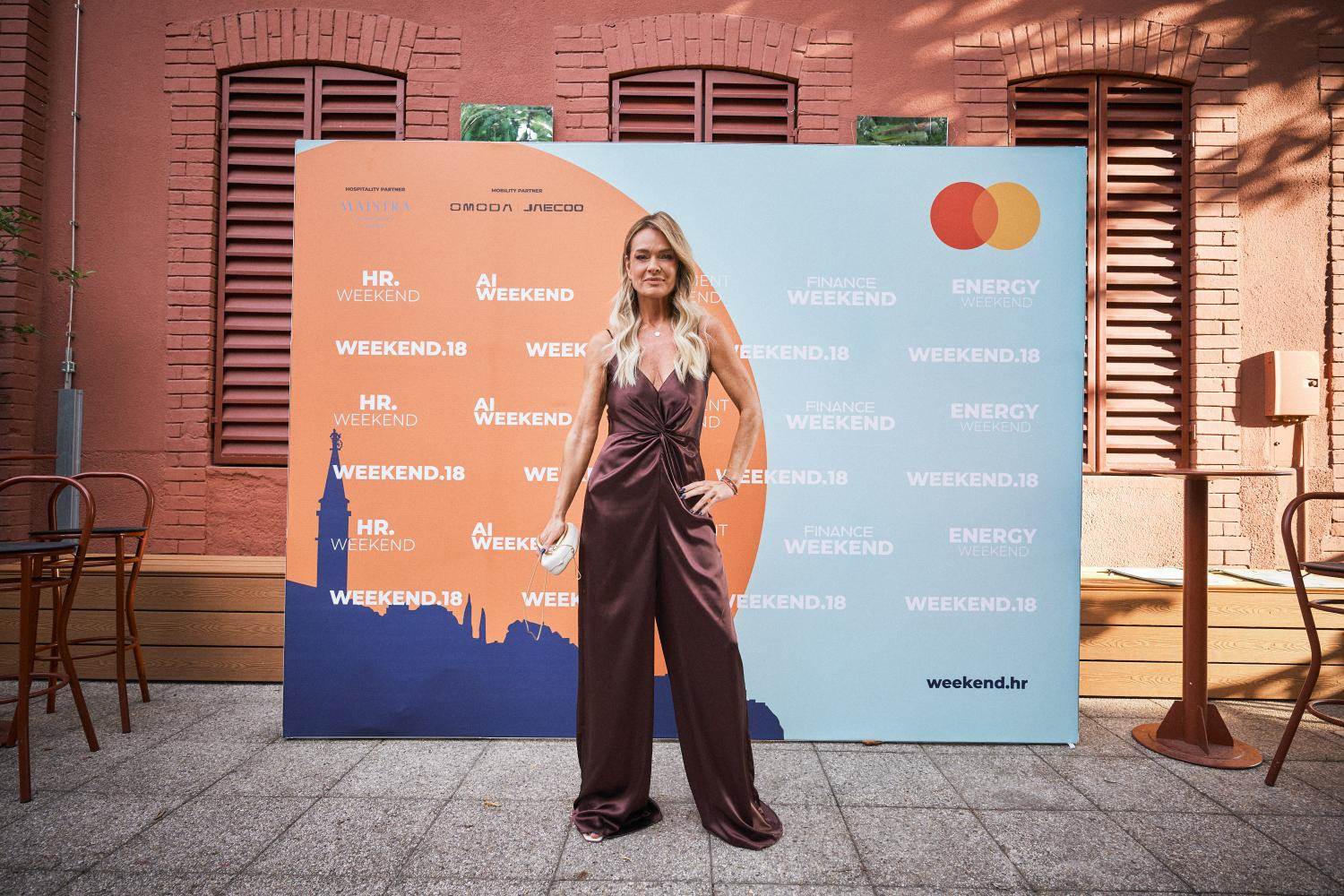 Minea.jpg - Promo   Minea.jpg - Promo