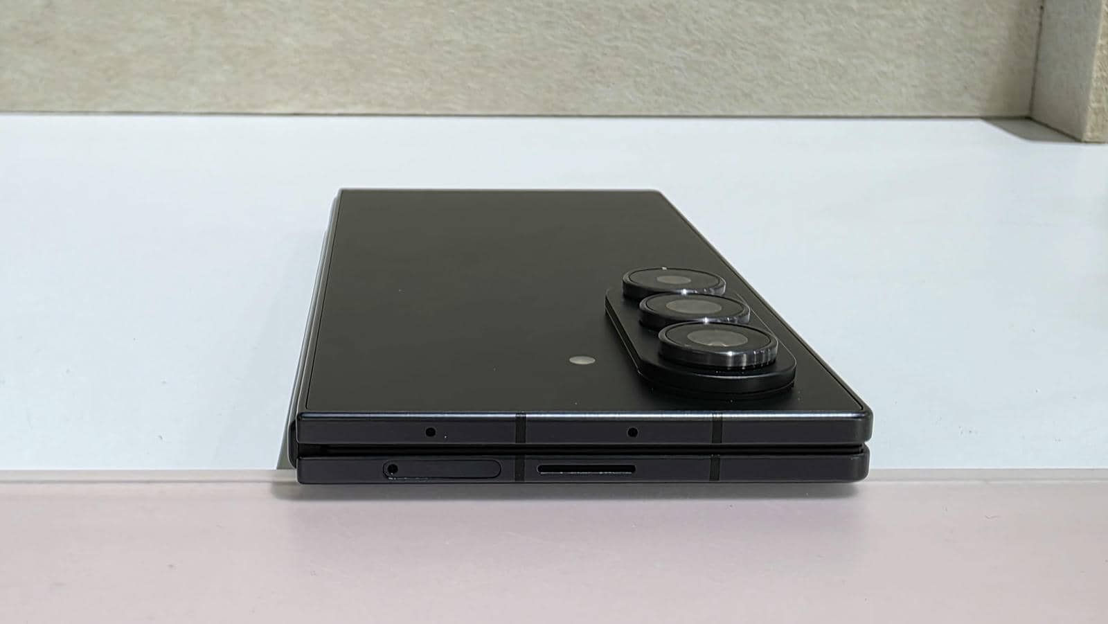  Samsung Galaxy Z Fold7 dizajn uživo 10.jpg 