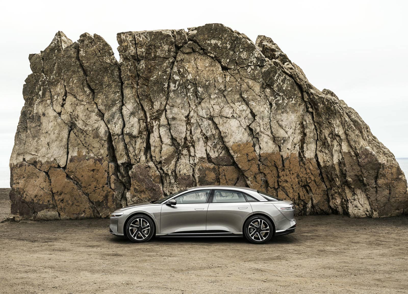  LM25-0147_MY26_DSCF1533_V3.jpg - Lucid Motors 