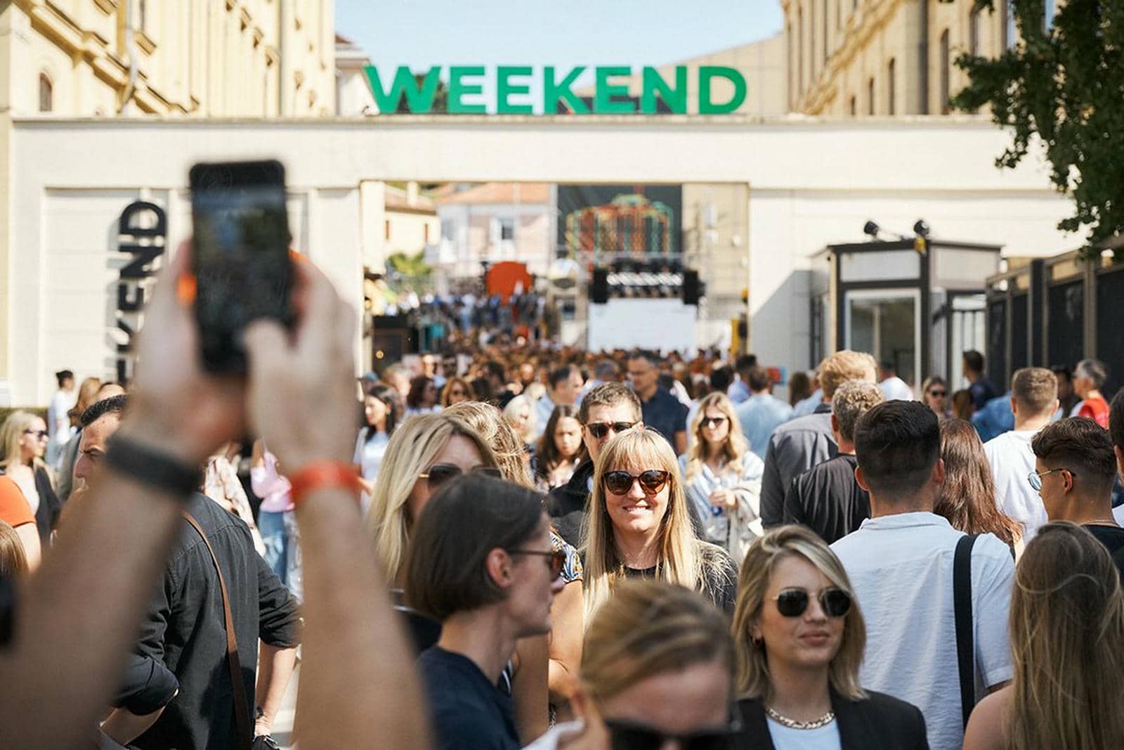 Weekend.17 (4).jpg   Weekend.17 (4).jpg