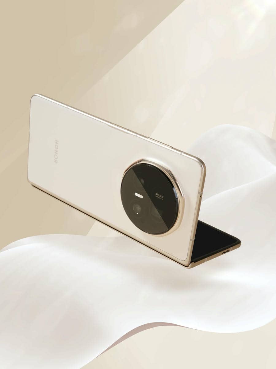 Magic V5 - ivory white Magic V5 - ivory white