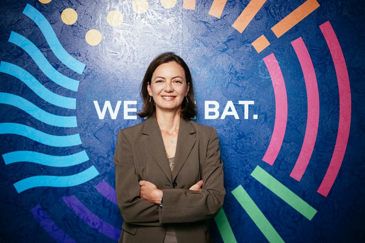 Asli Oktay.jpg   Asli Oktay.jpg