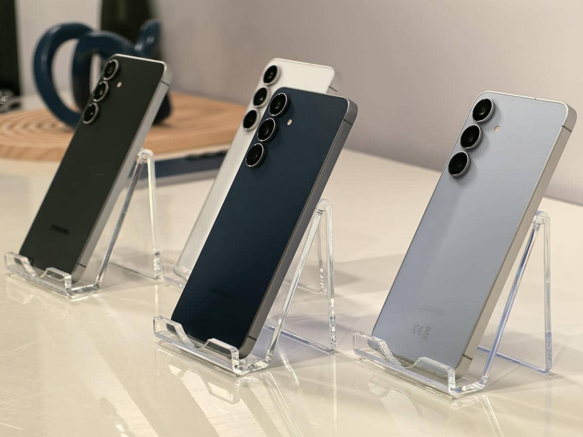  Samsung Galaxy S25 FE slika 3.jpg - Ilija Baošić 