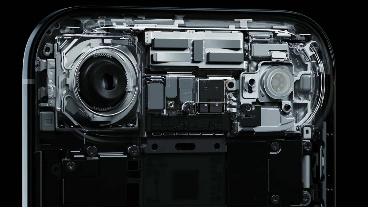  iPhone 17 Air slika 5.jpg - YouTube / Apple 