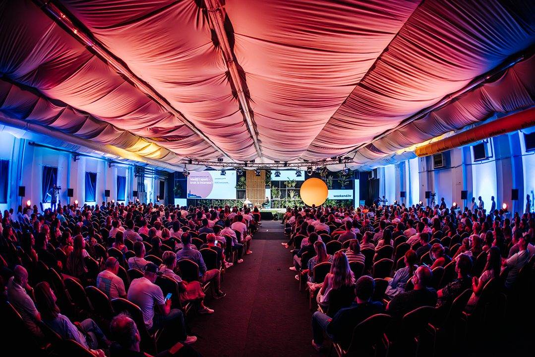  1000018174.jpg - Promo 