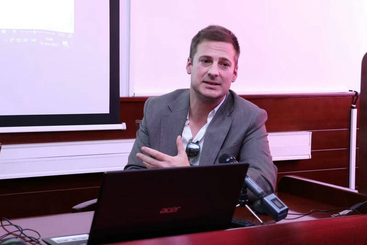  1000018156.jpg - Promo 