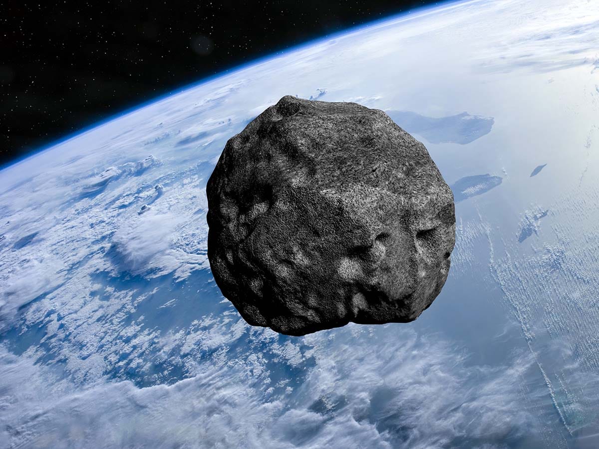  Asteroid iznad Zemlje 