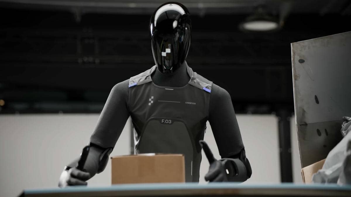 Figure 03 na poslu   Figure 03 na poslu