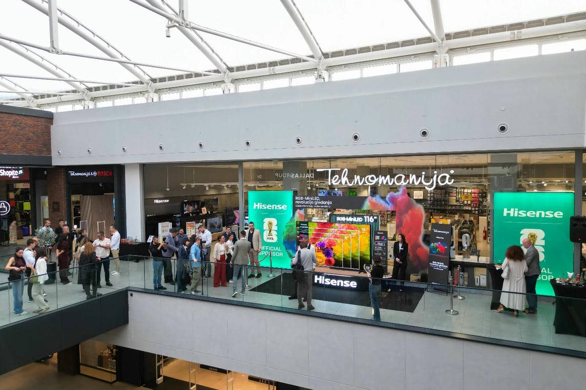  Hisense 116UXQ premijera_4.jpg - Hisense 