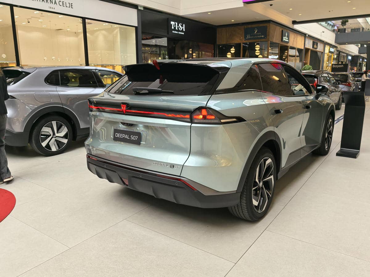  Deepal S07 GAS 2025 slika 8.jpg 