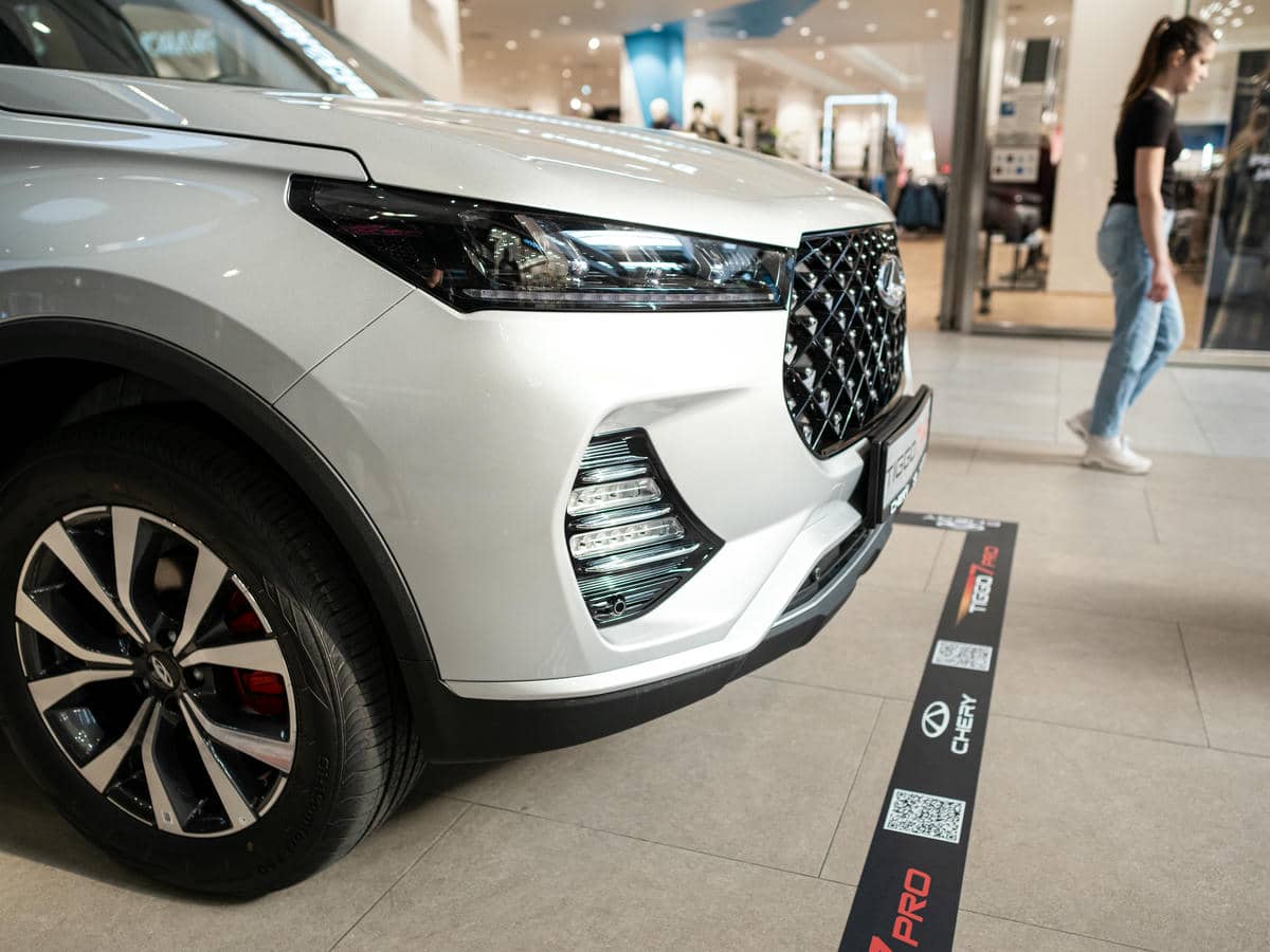  Kineski automobil Chery 