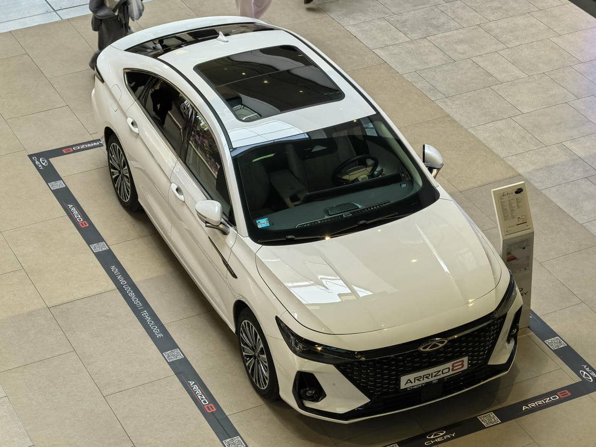  Chery Arrizo 8 izgled 