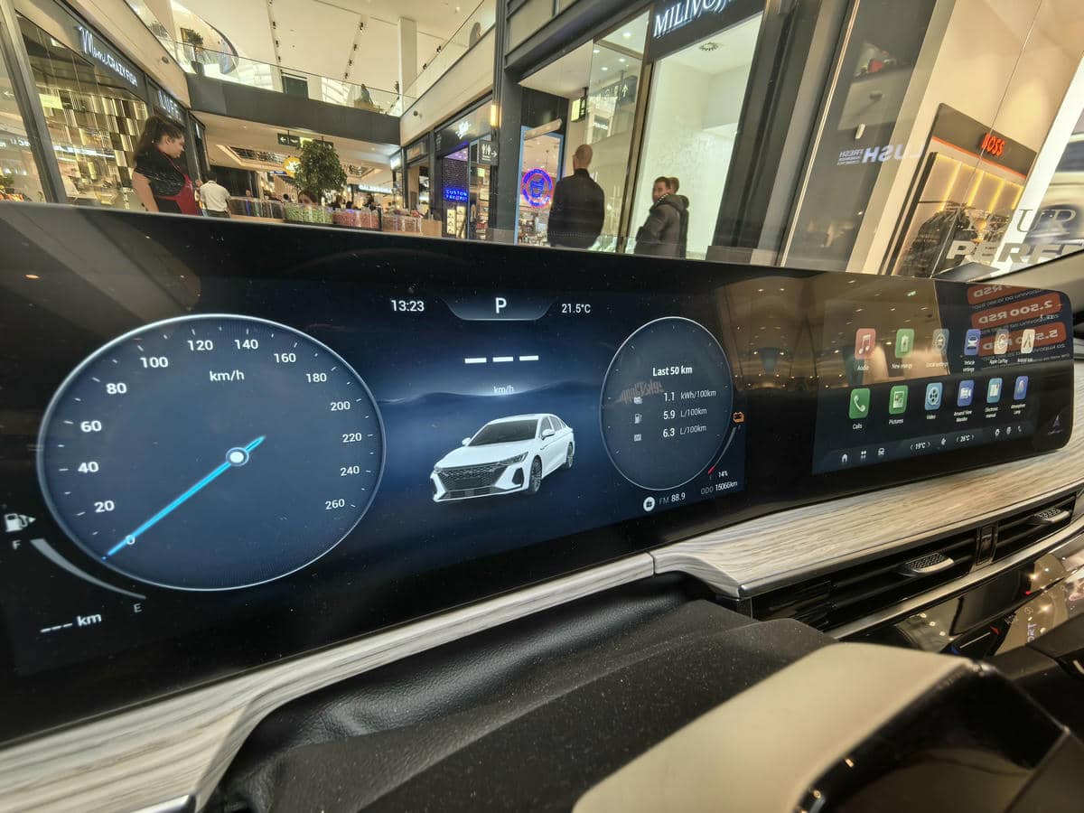  Chery Arrizo 8 slika 3.jpg - Ilija Baošić 