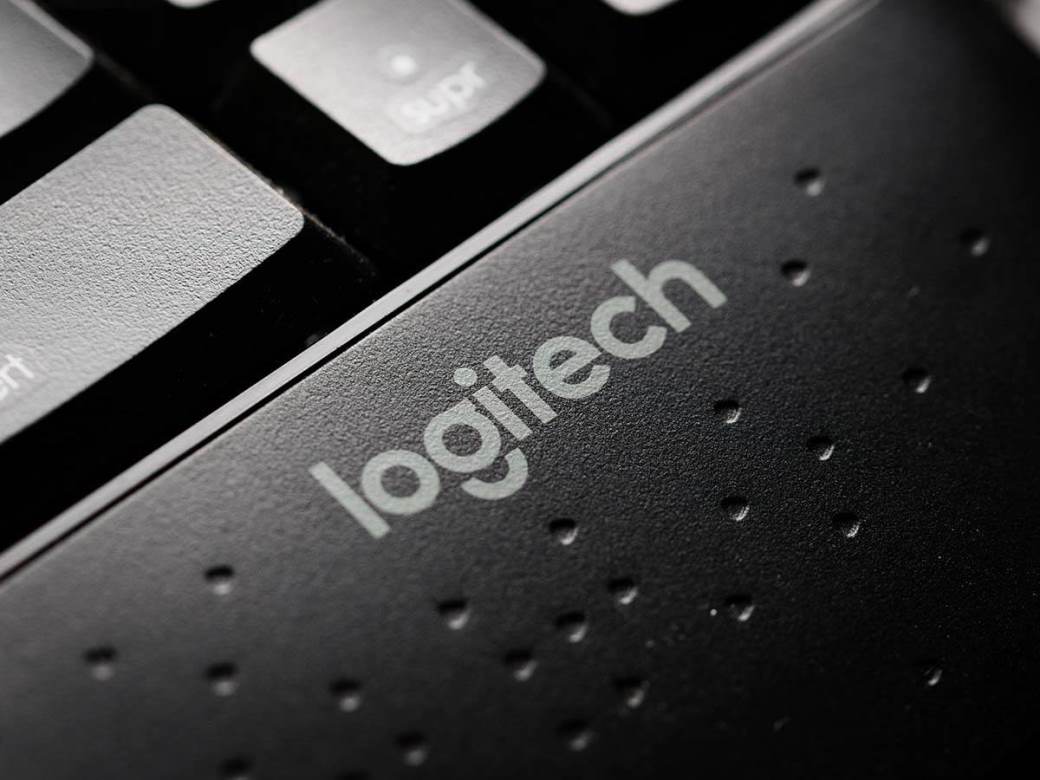  Logitech logo 
