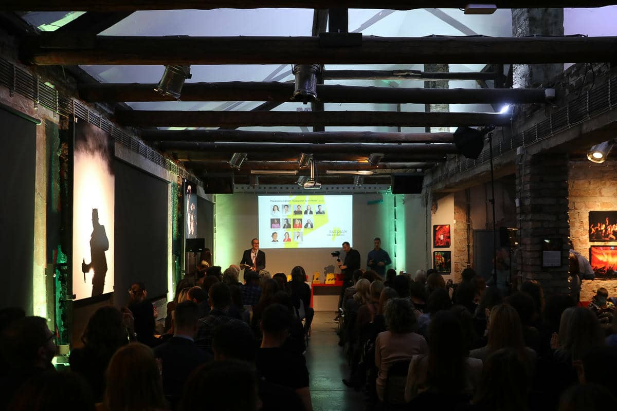  Matija Popović MONDO (4).jpg - MONDO / Matija Popović 