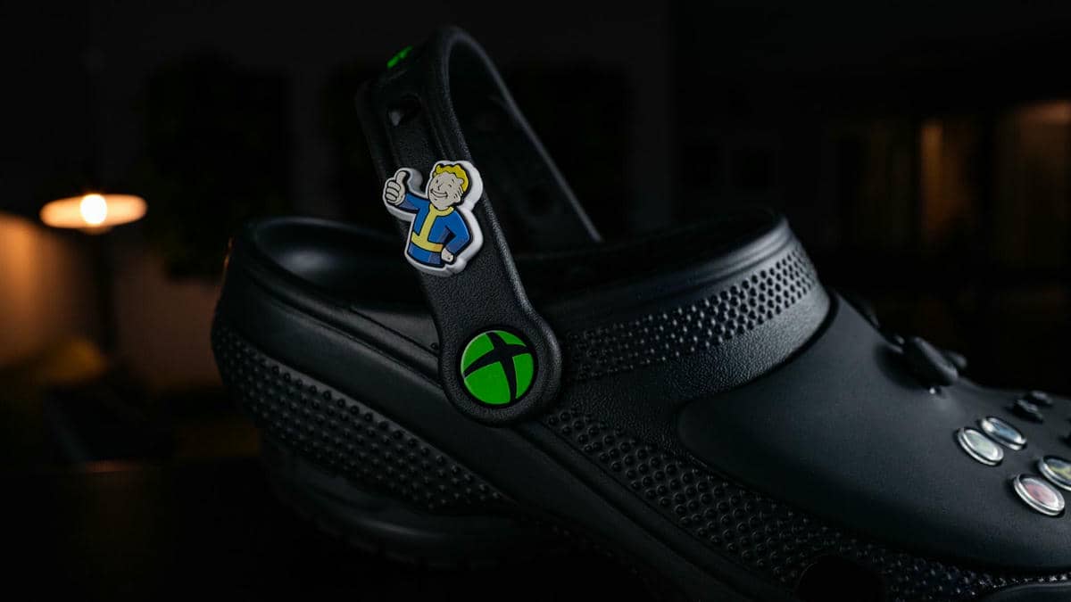  Crocs-Xbox-4.jpg 