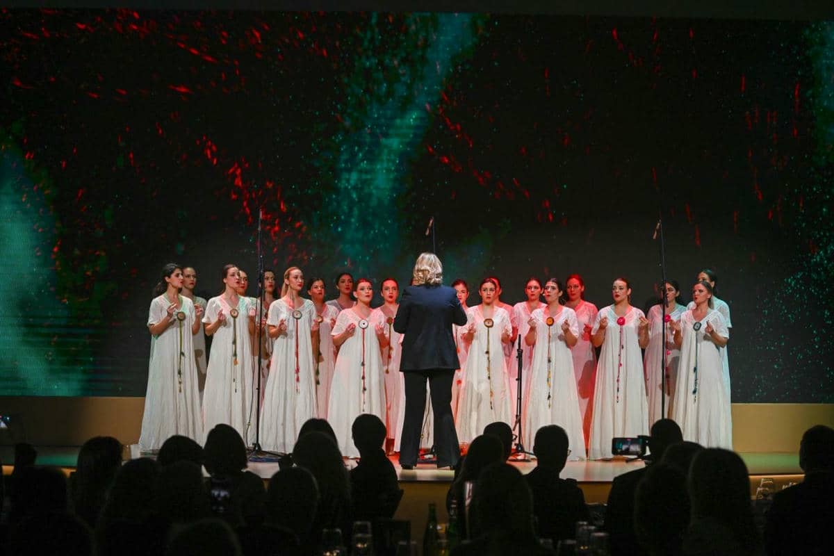  14c4d8ec884bdb340c850efd8e835419.jpg - SAM 