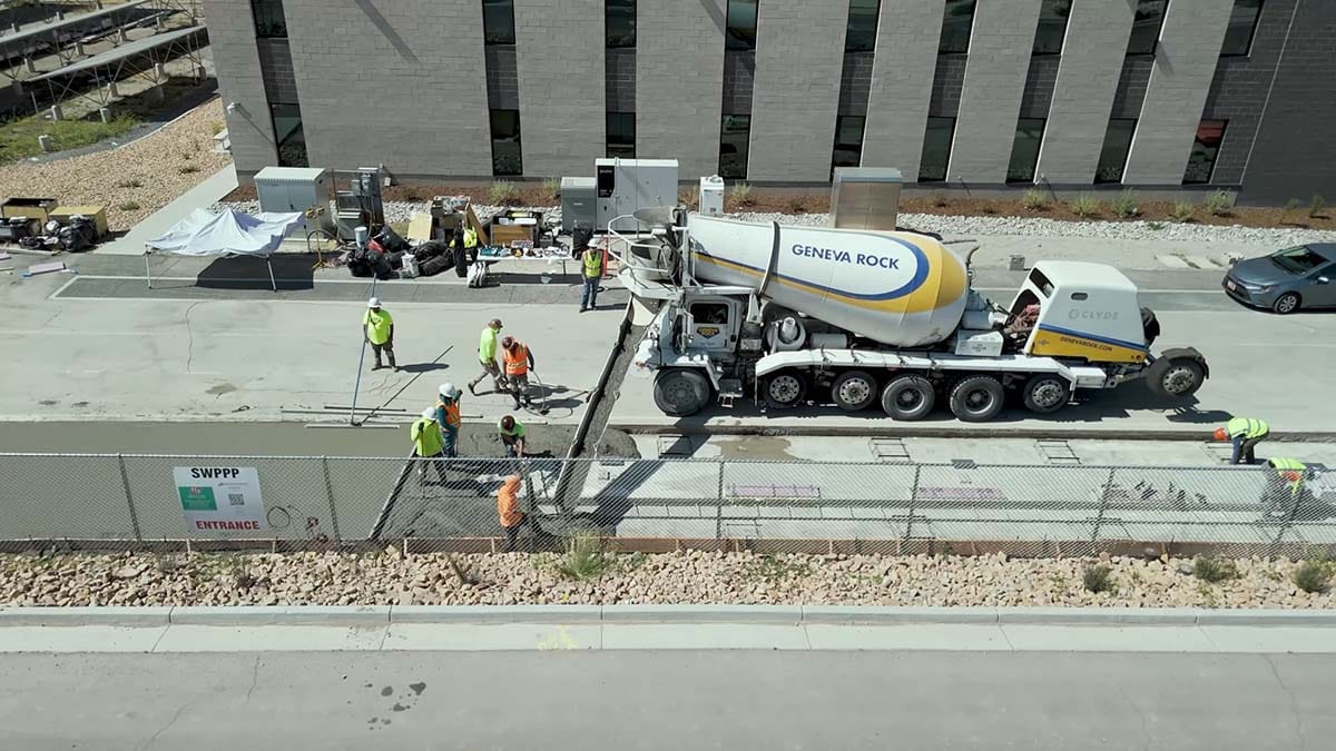  Izgradnja trake sa bežičnim punjenjem 