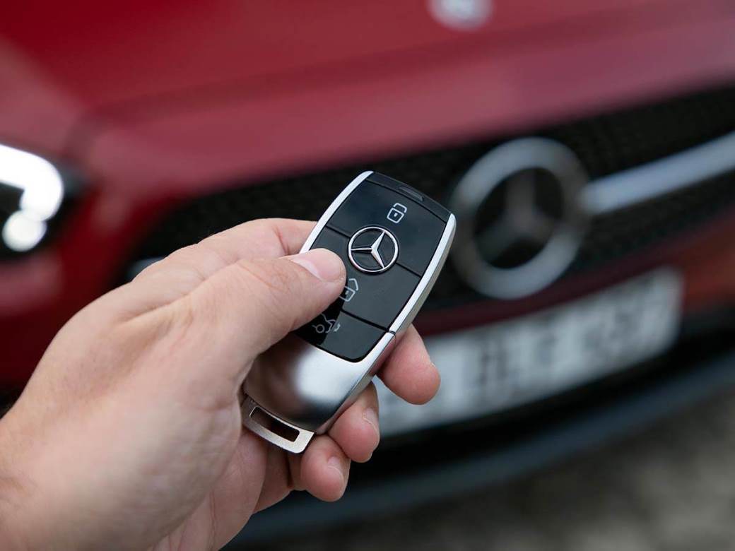  Ključ od Mercedesa 