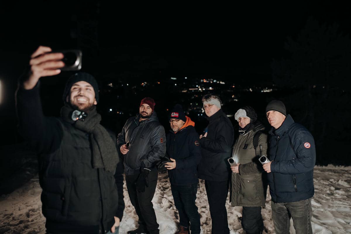  DWW01402.jpg - Honor 