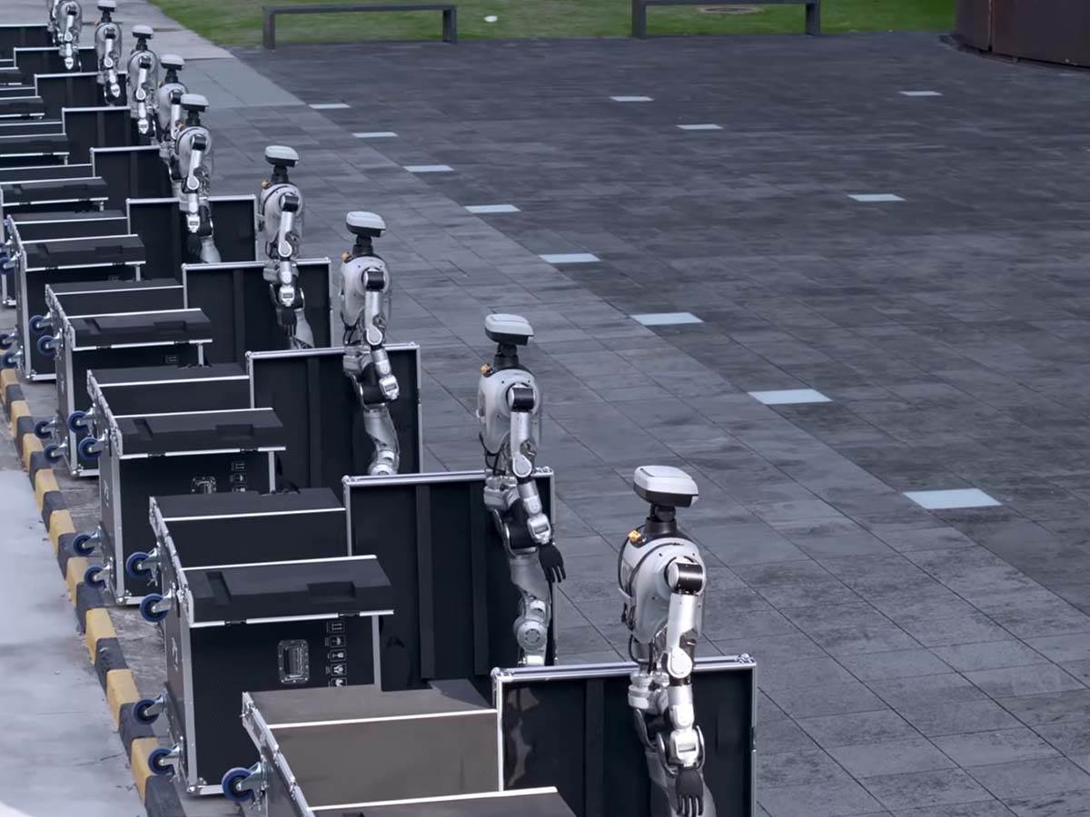  Oli humanoidni roboti demonstracija 