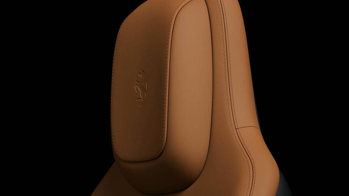  Ferrari Luce enterijer slika 13.jpg - Ferrari 