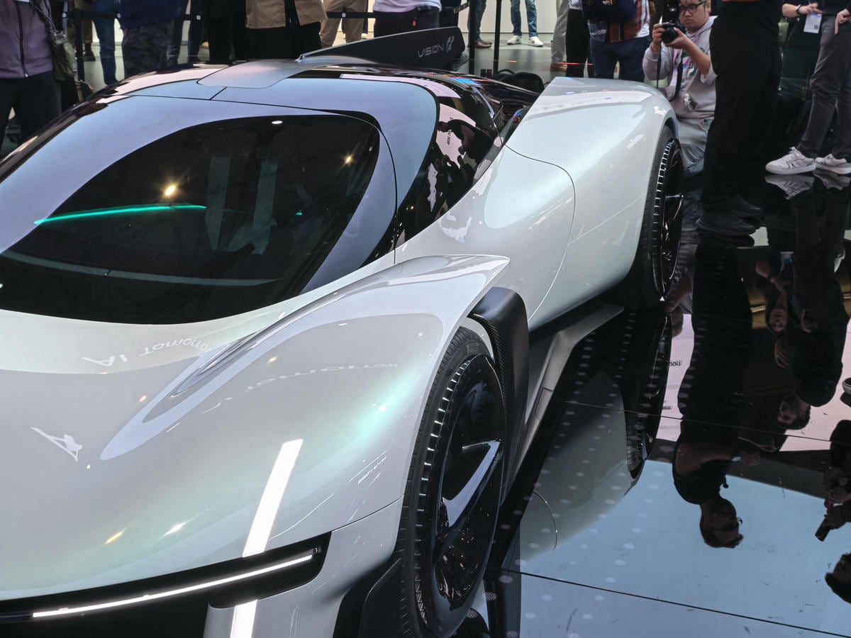  Xiaomi Vision Gran Turismo slika 3.jpg - Ilija Baošić 