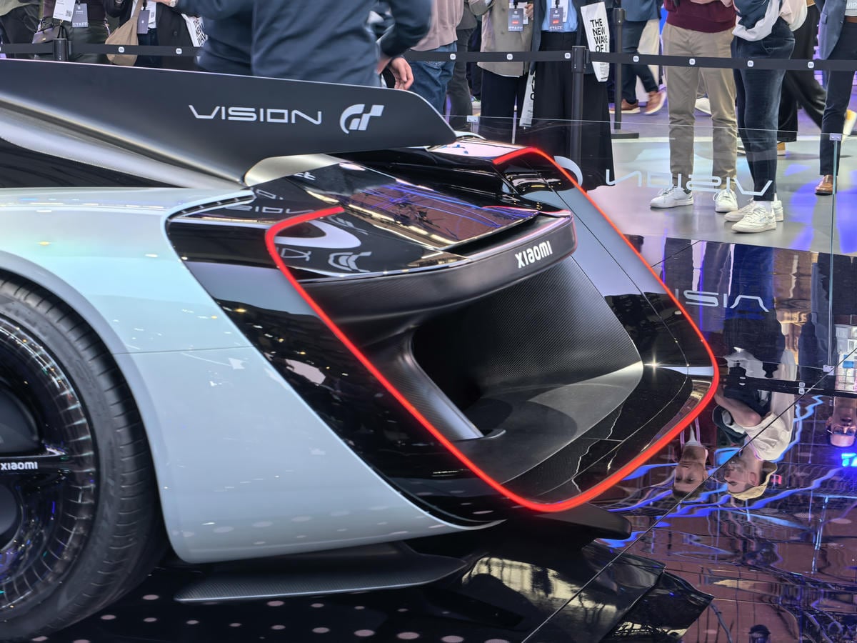  Xiaomi Vision Gran Turismo slika 12.jpg - Ilija Baošić 